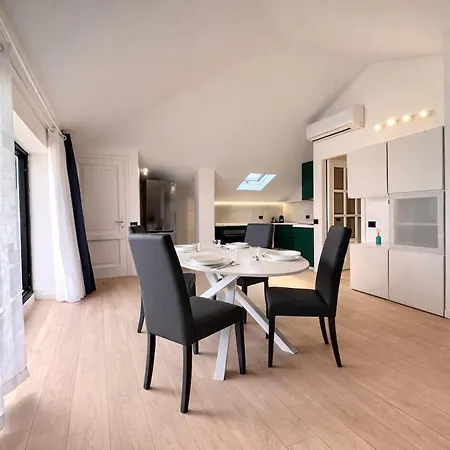 Apartamento The Park Terrace - Huge Outdoor Quite And *